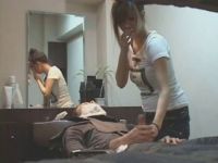 Immodest Guy Pulls His Dick Out At Hairdresser Saloon And Asks For Tekoki Service